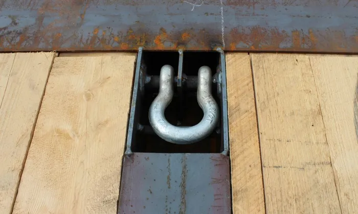 Shackles & Lifting Slots: How Rig Mats Get Lifted