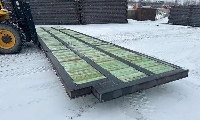SQUARE END MATS